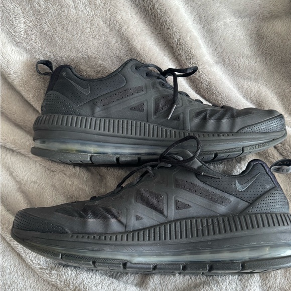 Nike Mens Air Max Genome CW1648 001 Triple Black Size 13 - Picture 4 of 7